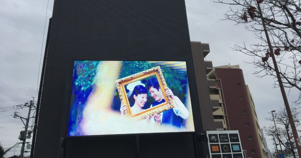投稿についてもっと詳しく 【熊本市中央区】THE WEDING TOWN様　自社宣伝用ＬＥＤビジョン！
